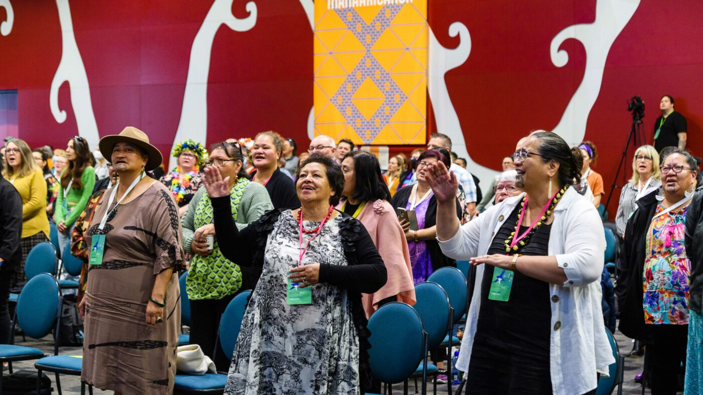 Members standing together and singing at Hui-ā-tau 2022