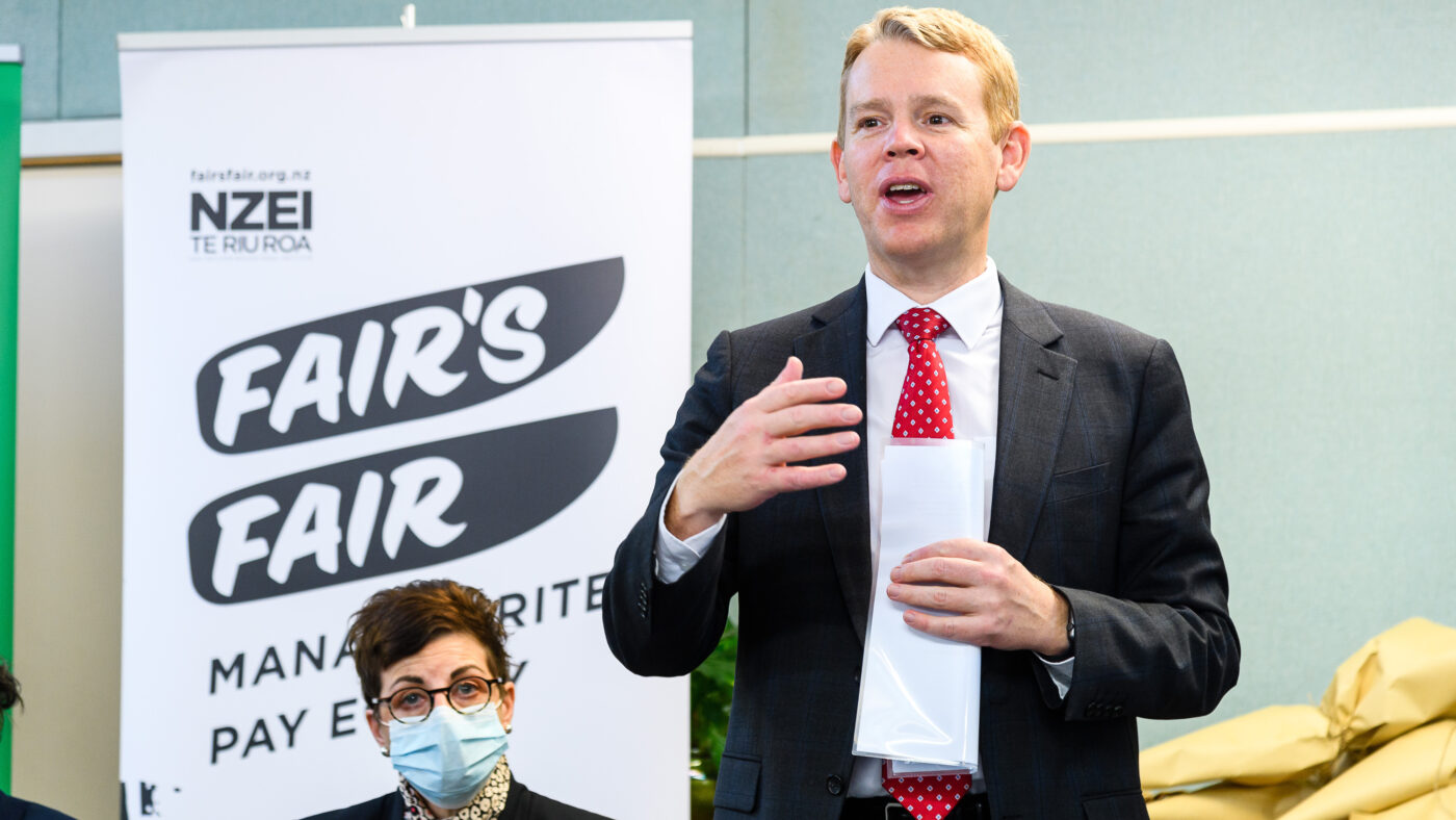 Education Minister Chris Hipkins addressing members at a Mana Taurite Fair's Fair event.